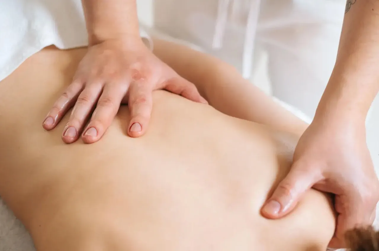 Aromatherapy massage in Pinellas Park, FL at Renew Bodyworks Massage & Spa